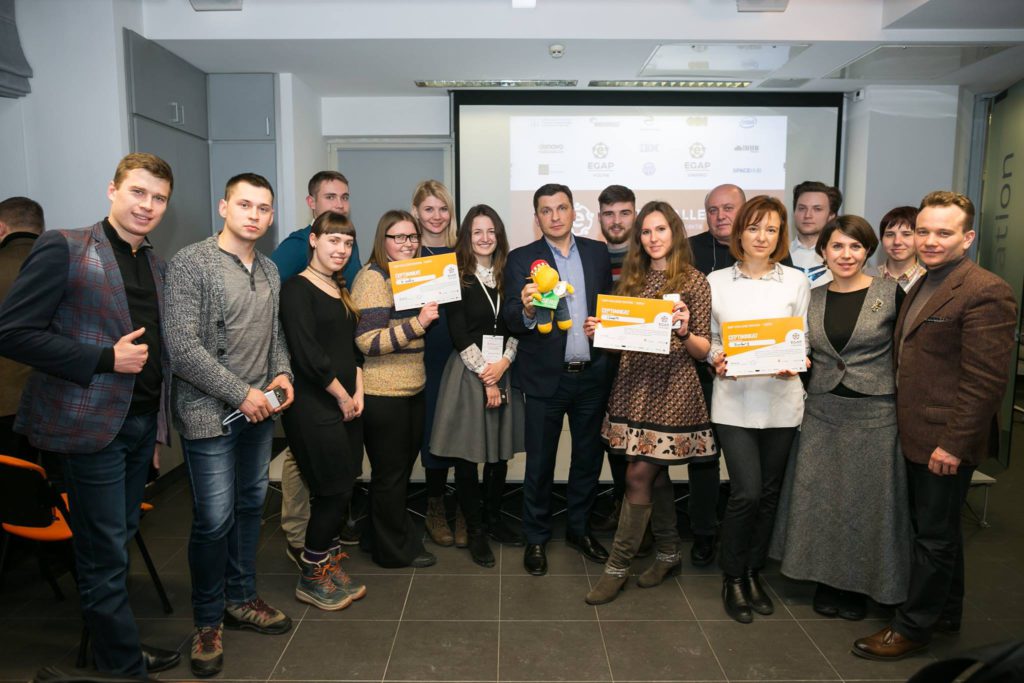 16107087_386687375023586_4747863146881301900_o